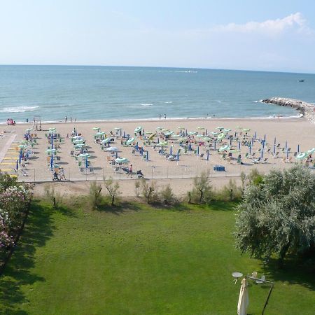 Hotel Casa Per Ferie Maria Assunta Lido di Jesolo Exteriér fotografie